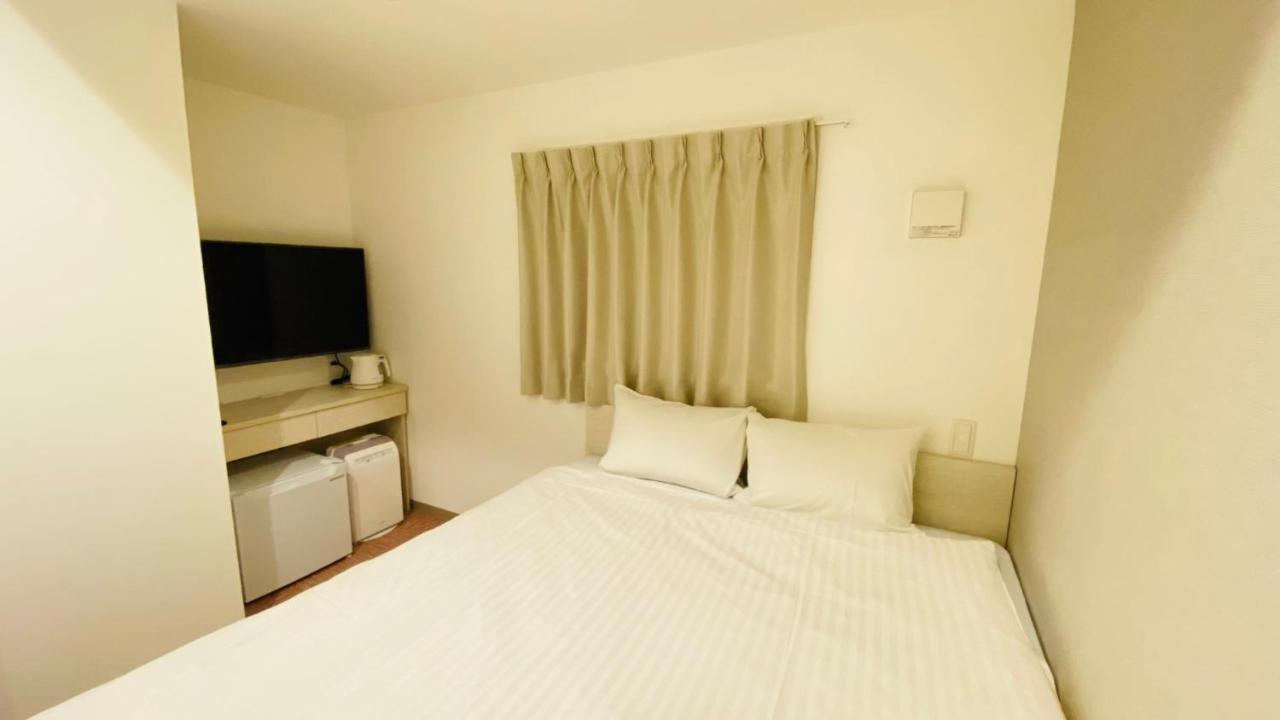 Hotel The One Shinimamiya Осака Екстериор снимка