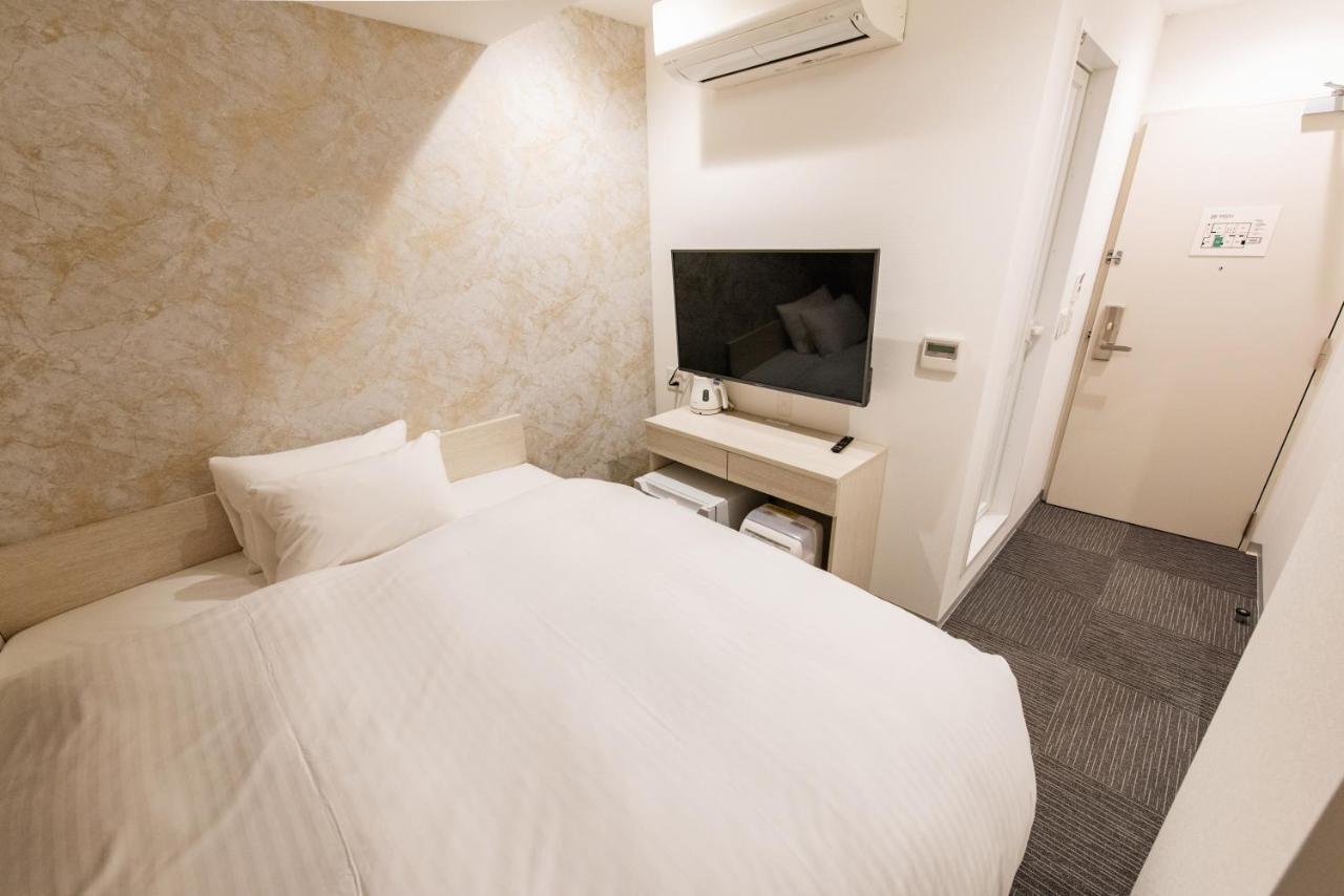 Hotel The One Shinimamiya Осака Екстериор снимка