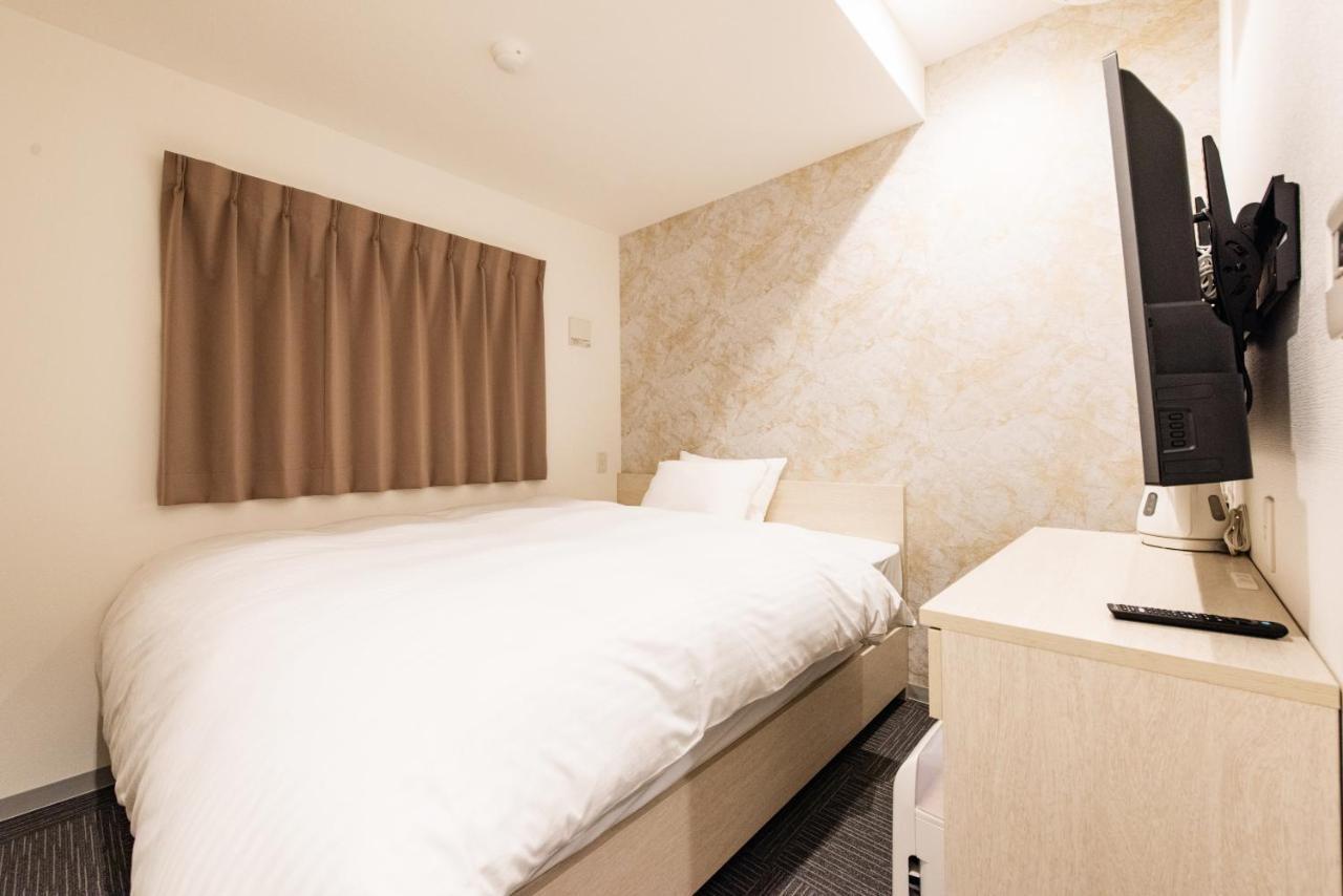 Hotel The One Shinimamiya Осака Екстериор снимка